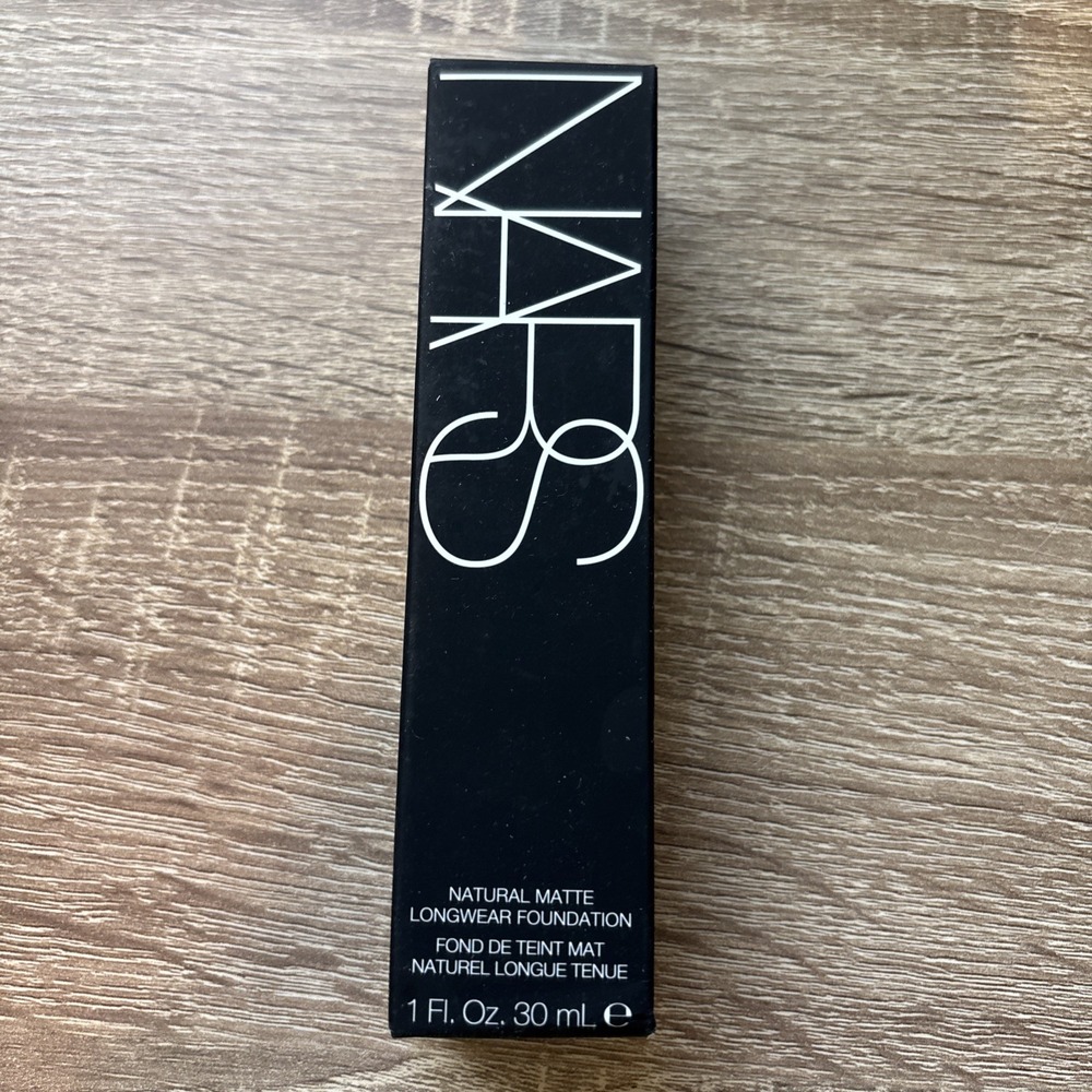 NARS Natural Matte Longwear Coverage Foundation Light 3 Gobi 1 oz